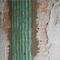 Sistem modular de incalzire sub tencuiala pentru interior